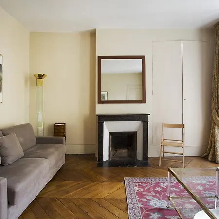 Apartment Quai D'orsay Paris